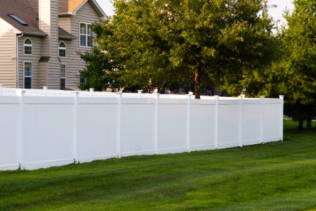 Vinyl Fence Cleaning Thumbnail